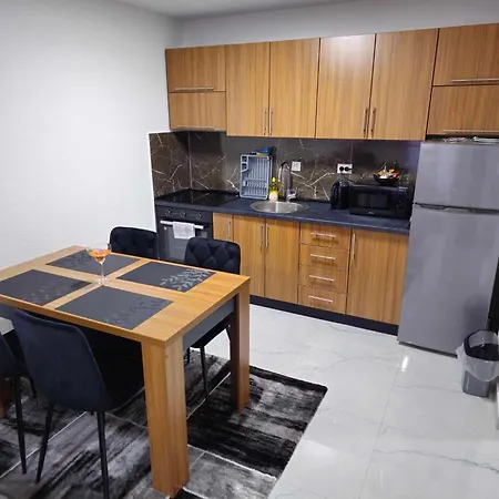 Malm Lejlighed Travnik